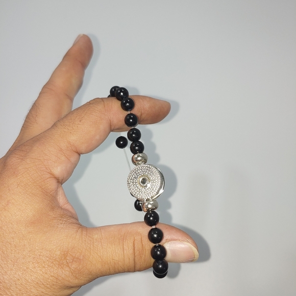 New Black Lives Matter beaded wristband - Picture 4 of 4